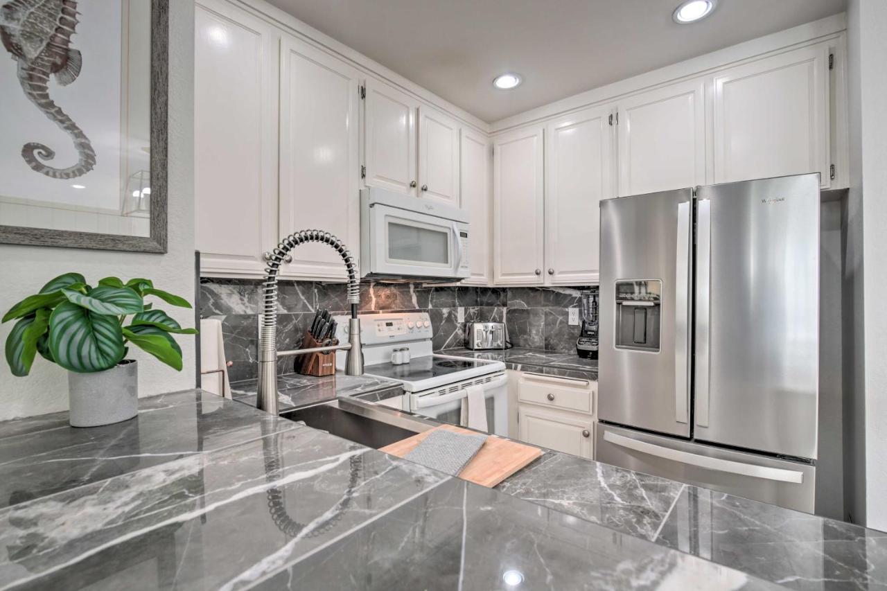 Charming Oceanside Condo With Beach And Pool Access! Екстериор снимка